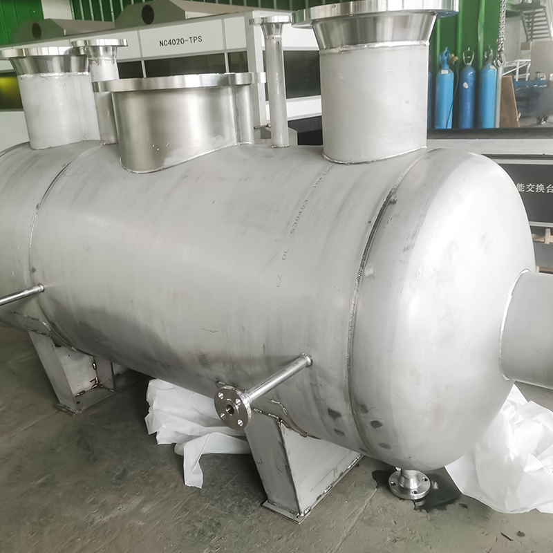 خزانات تخزين من الفولاذ المقاوم للصدأ